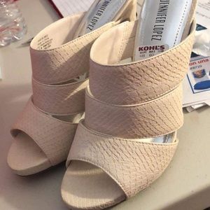 High heels 👠 Jlo